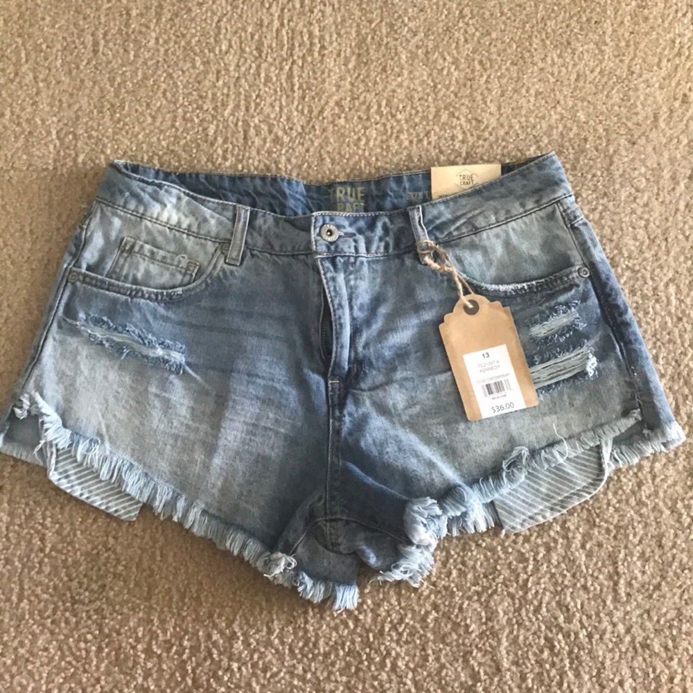 Women’s junior shorts